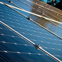 Kontroly solárních panelů a příslušenství odhalily nedostatky u všech kontrolovaných výrobků 